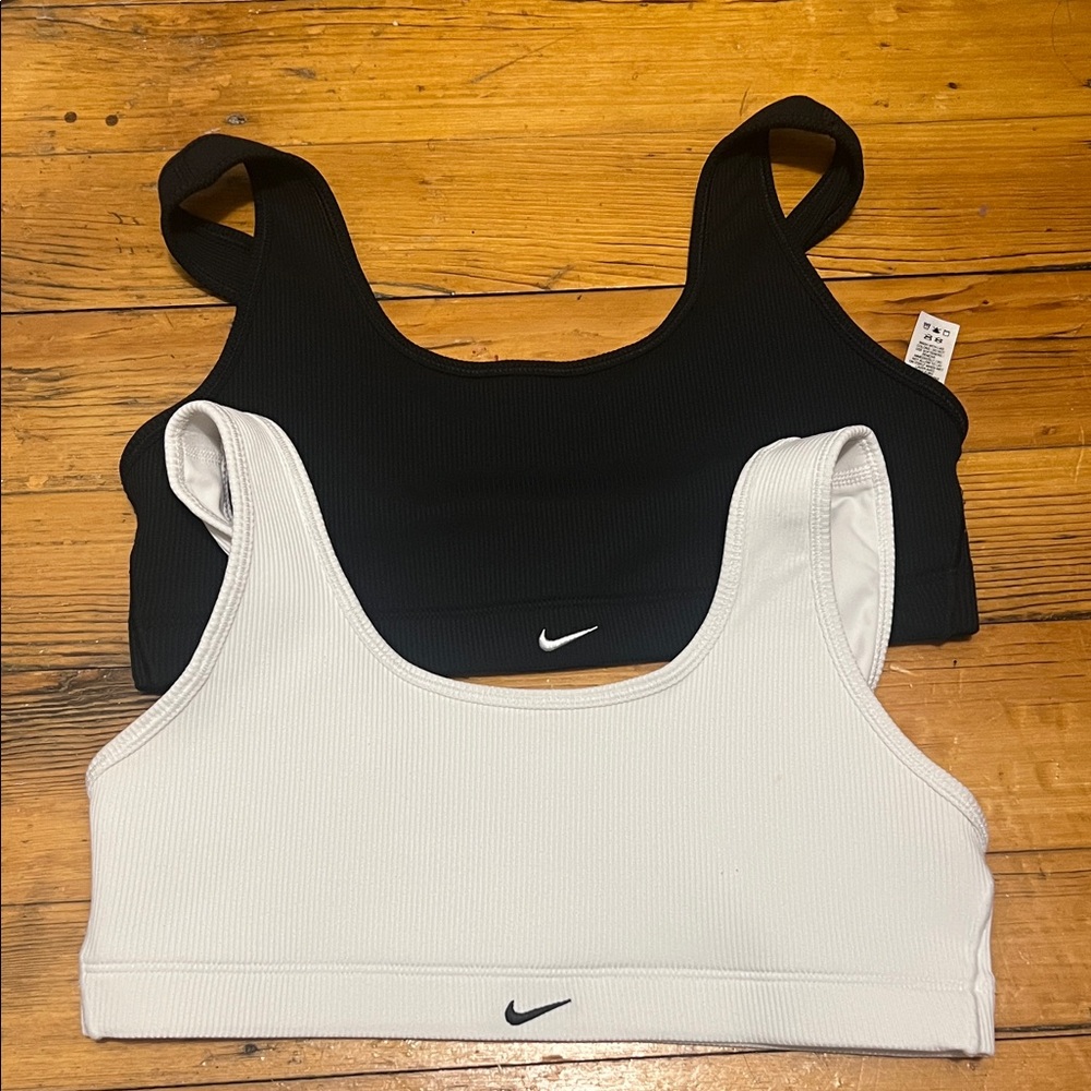Nike Ribbed Scoop Sports Bras - Black & White Twin Pack